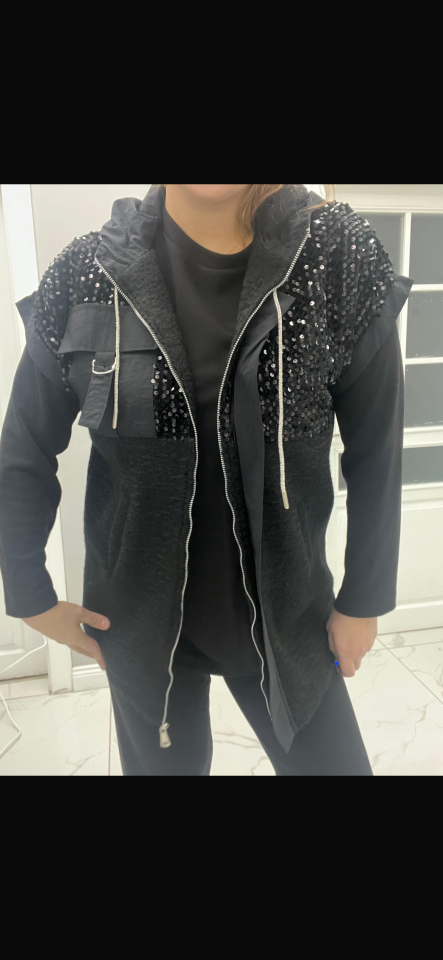 Yelekli üçlü takım