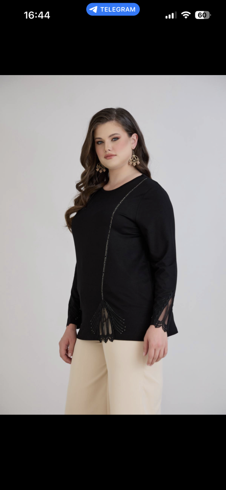 Kristal kumaş dantel detay bluz